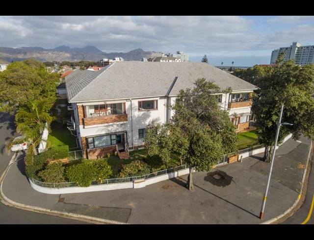 2 BEDROOM APARTMENT FOR SALE IN VAN RYNEVELD